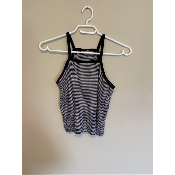 Halter top - Picture 1 of 1